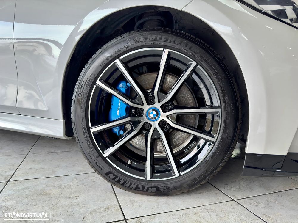 BMW 330 e Corporate Edition Auto - 15