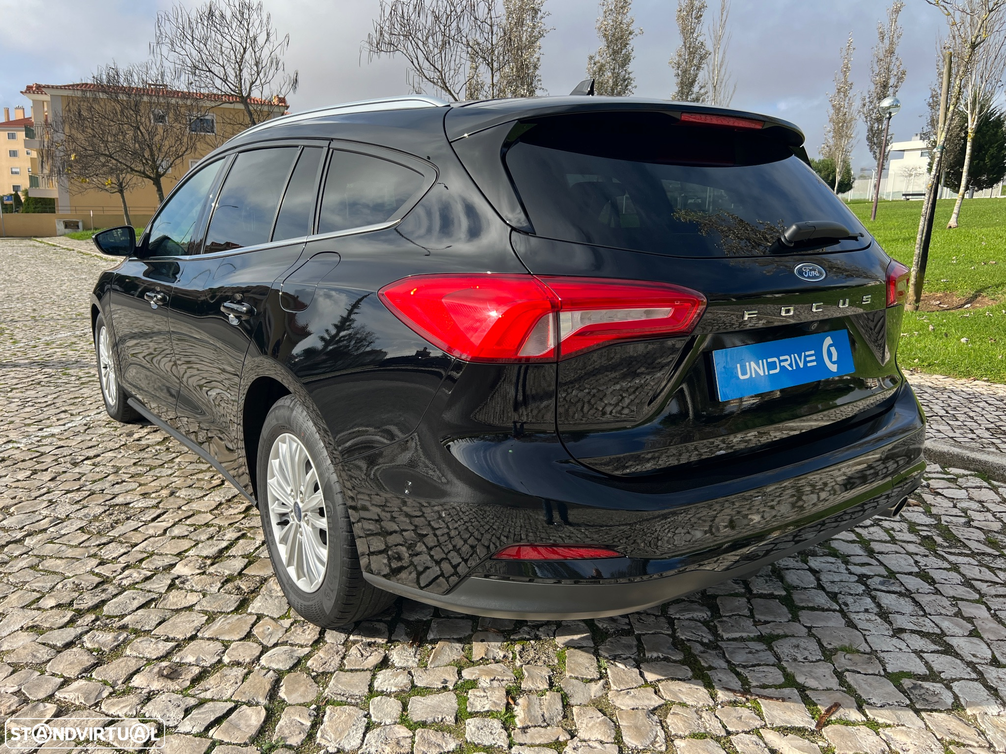 Ford Focus SW 1.5 TDCi EcoBlue Titanium - 4