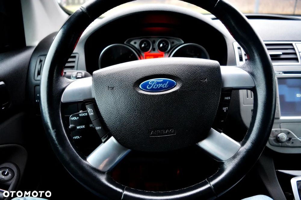 Ford Kuga 2.0 TDCi 4x4 Trend - 26