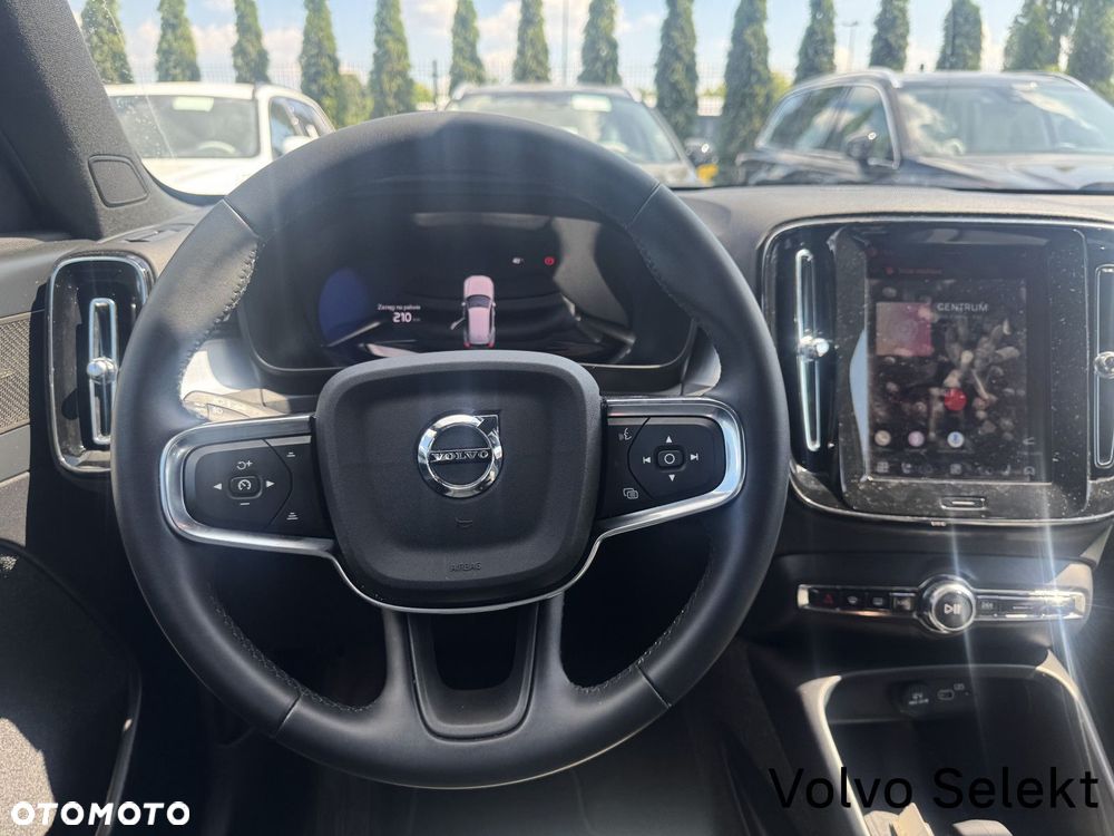 Volvo XC 40 - 27