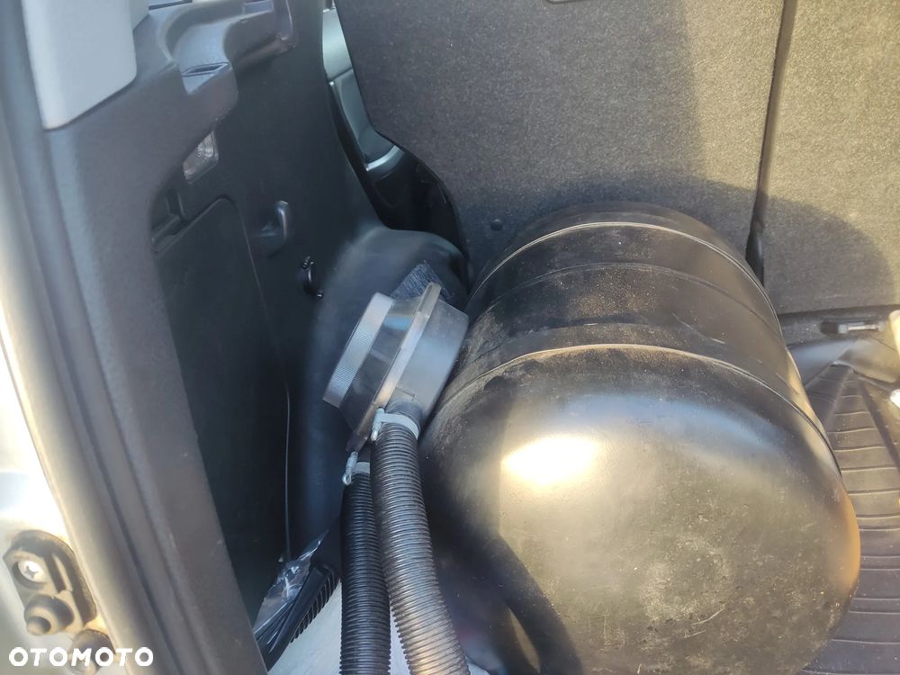 Suzuki Grand Vitara 2.0 - 11