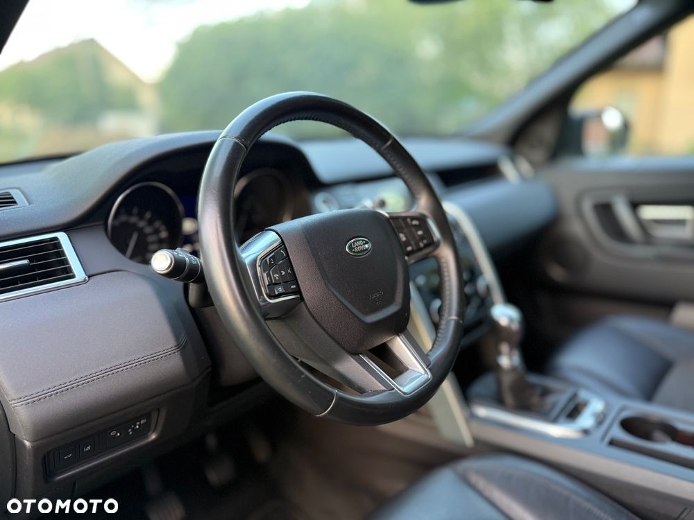 Land Rover Discovery Sport - 17