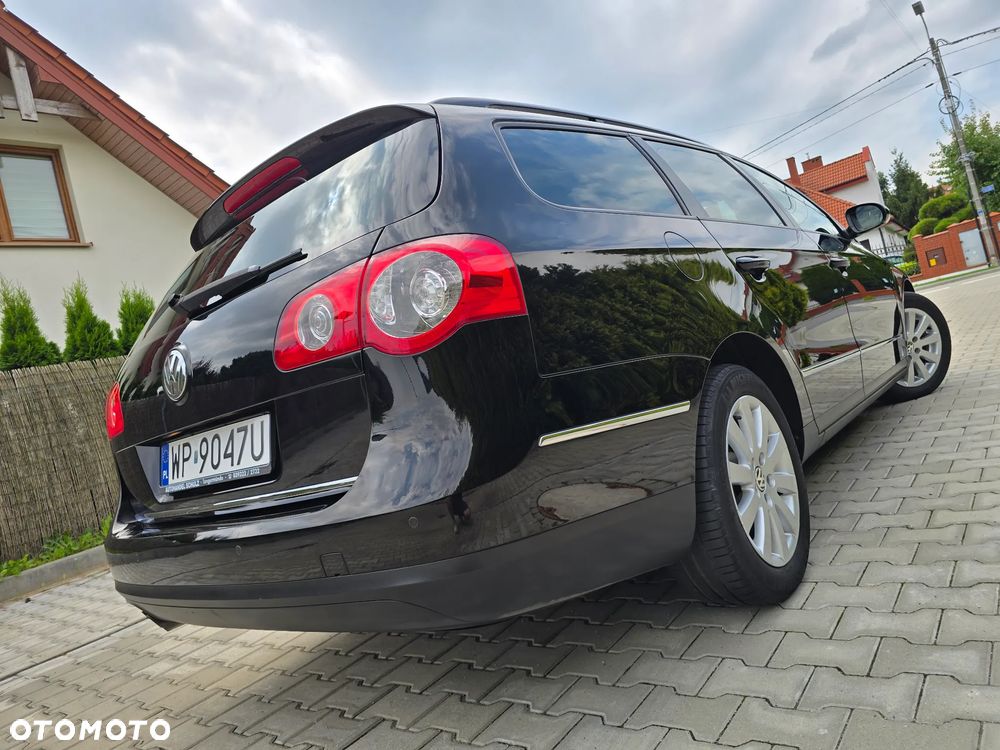 Volkswagen Passat 2.0 TDI DPF BlueMotion Technology Sportline - 2