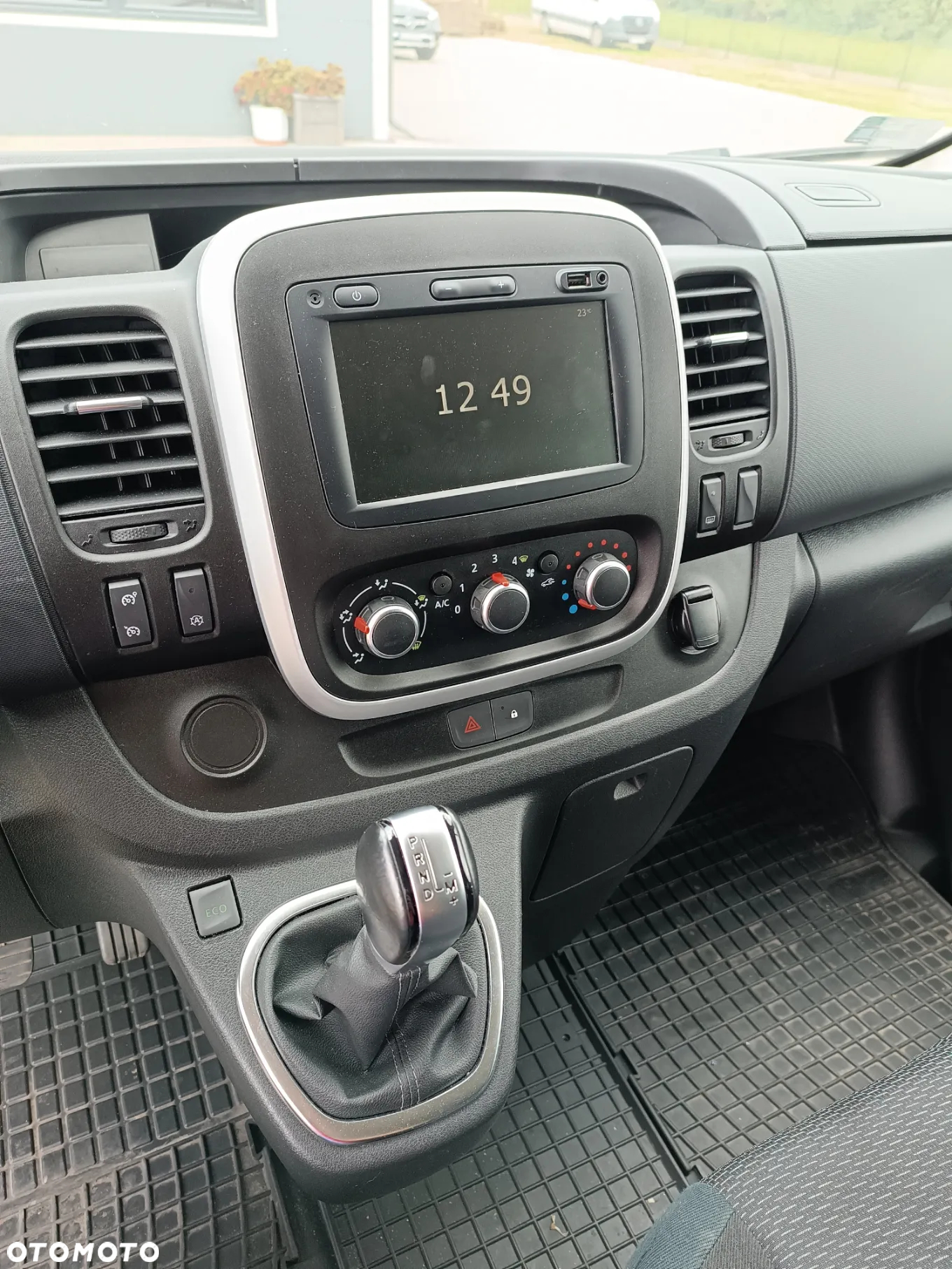 Renault Trafic Grand SpaceClass 2.0 dCi EDC - 10