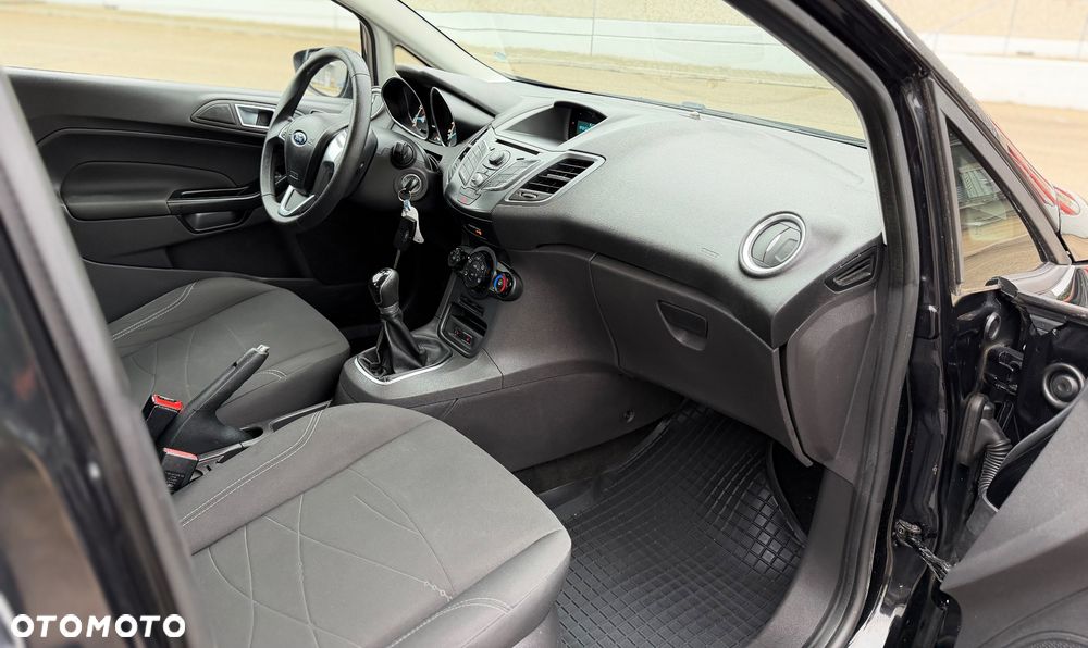 Ford Fiesta 1.25 Titanium - 21