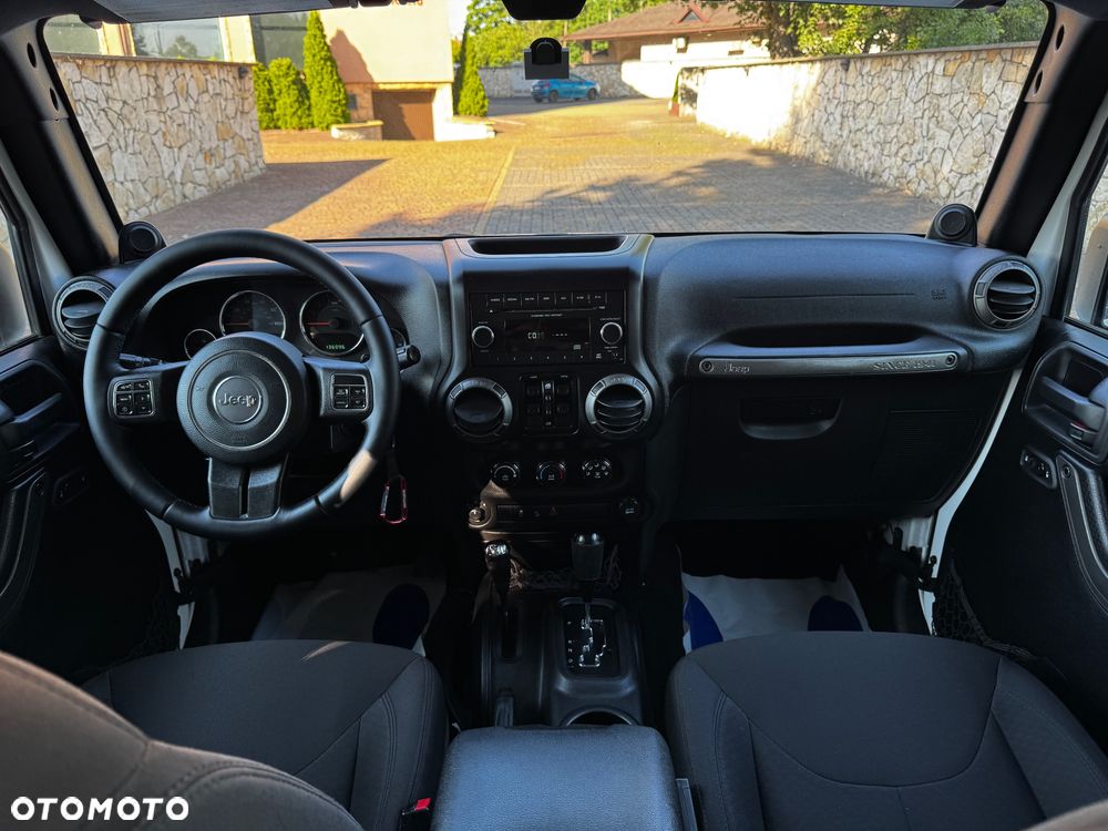 Jeep Wrangler 3.6 Unlim Sahara - 9