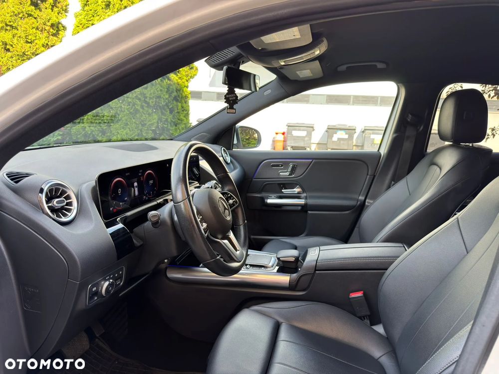 Mercedes-Benz GLA 250 - 9