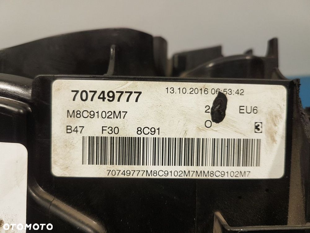 BMW 4 F36 2.0D B47 POKRYWA ZAWORÓW - 8