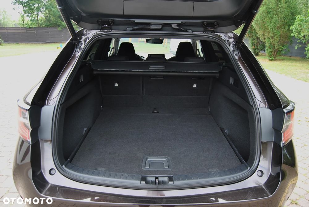 Toyota Corolla 1.8 Hybrid Comfort - 18