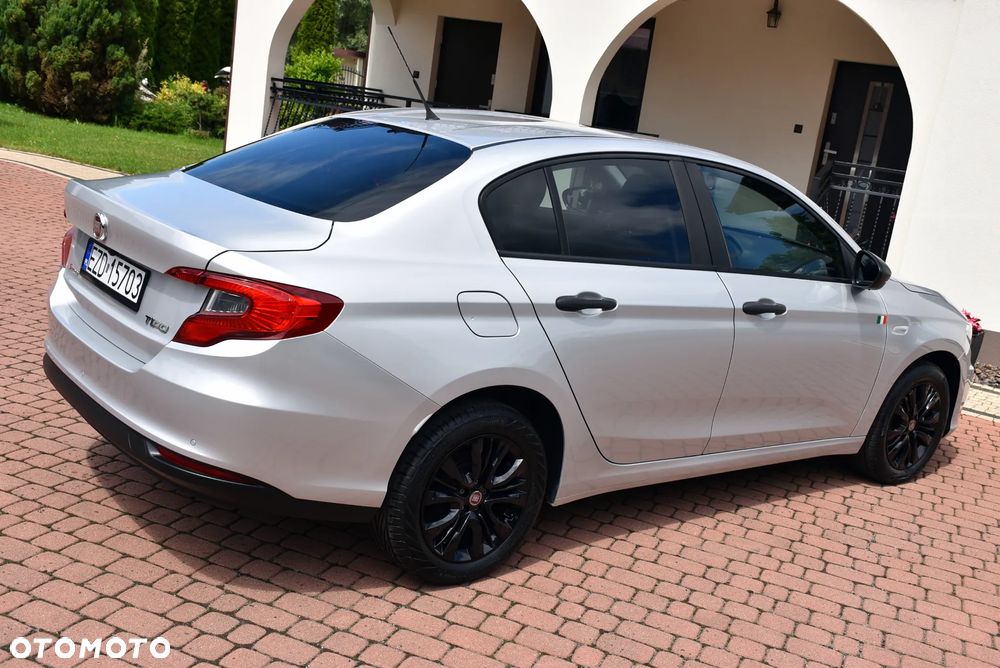 Fiat Tipo 1.4 16V Street - 16