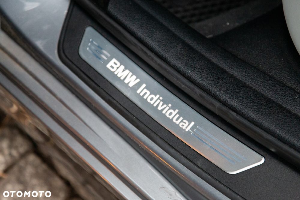 BMW Seria 5 535d xDrive Sport-Aut Luxury Line - 23