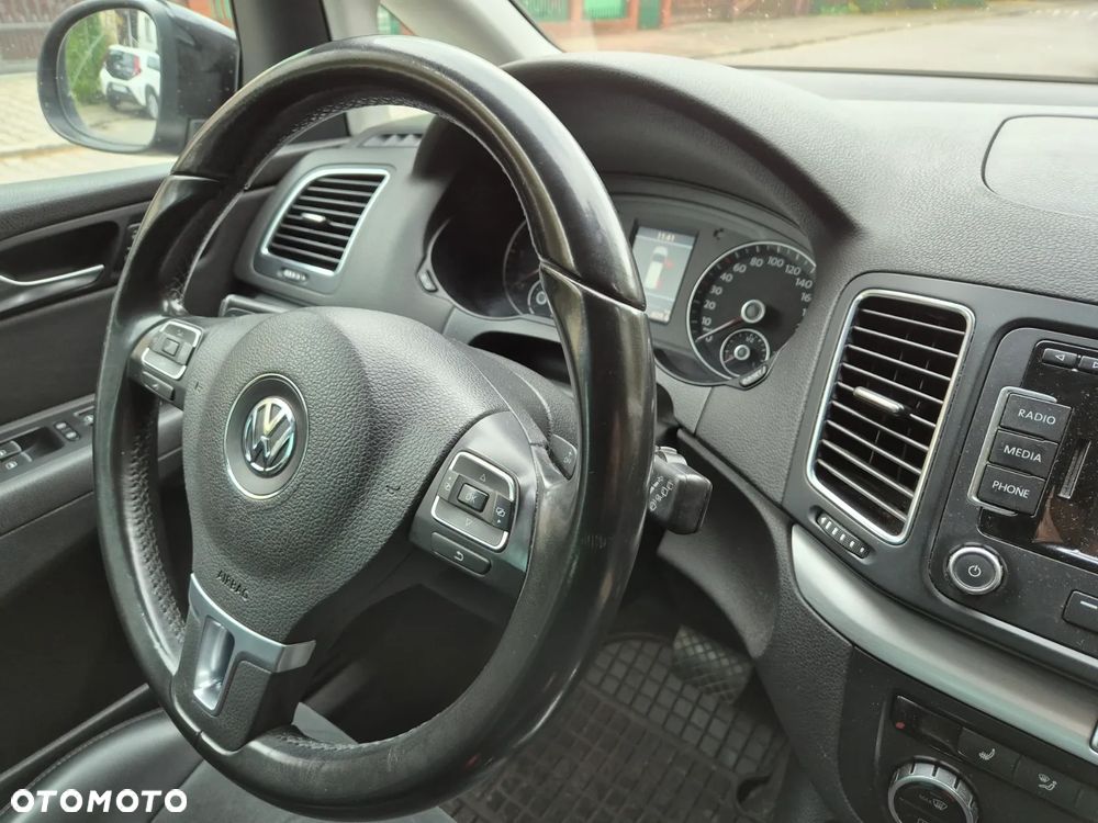 Volkswagen Sharan 2.0 TDI Highline DSG - 14