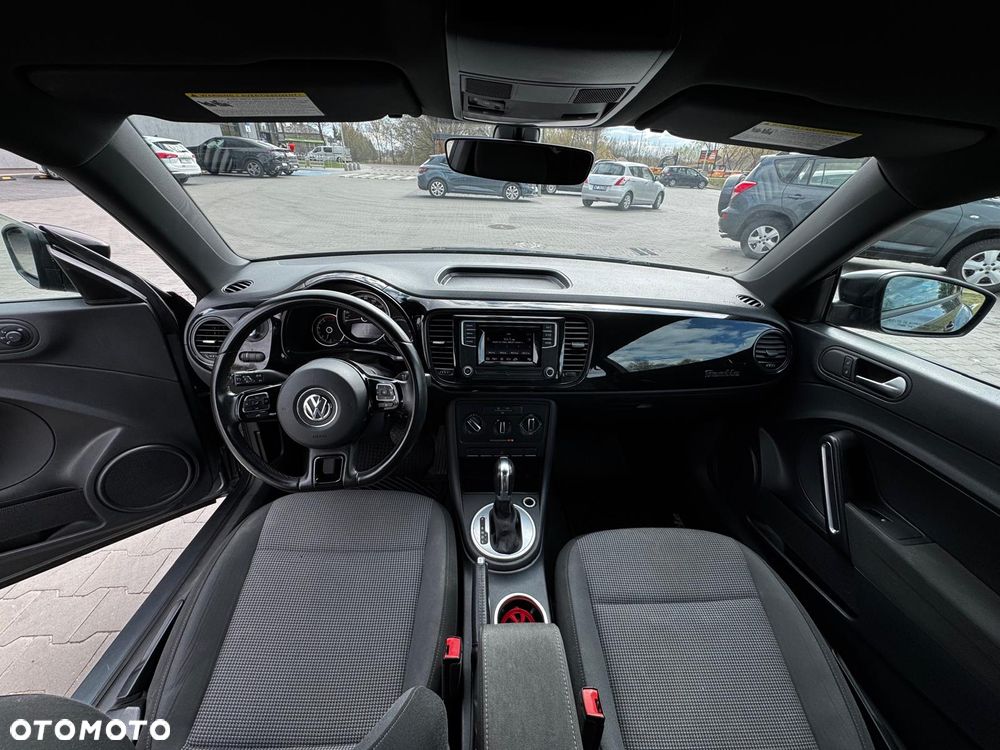 Volkswagen Beetle 2.5 - 12