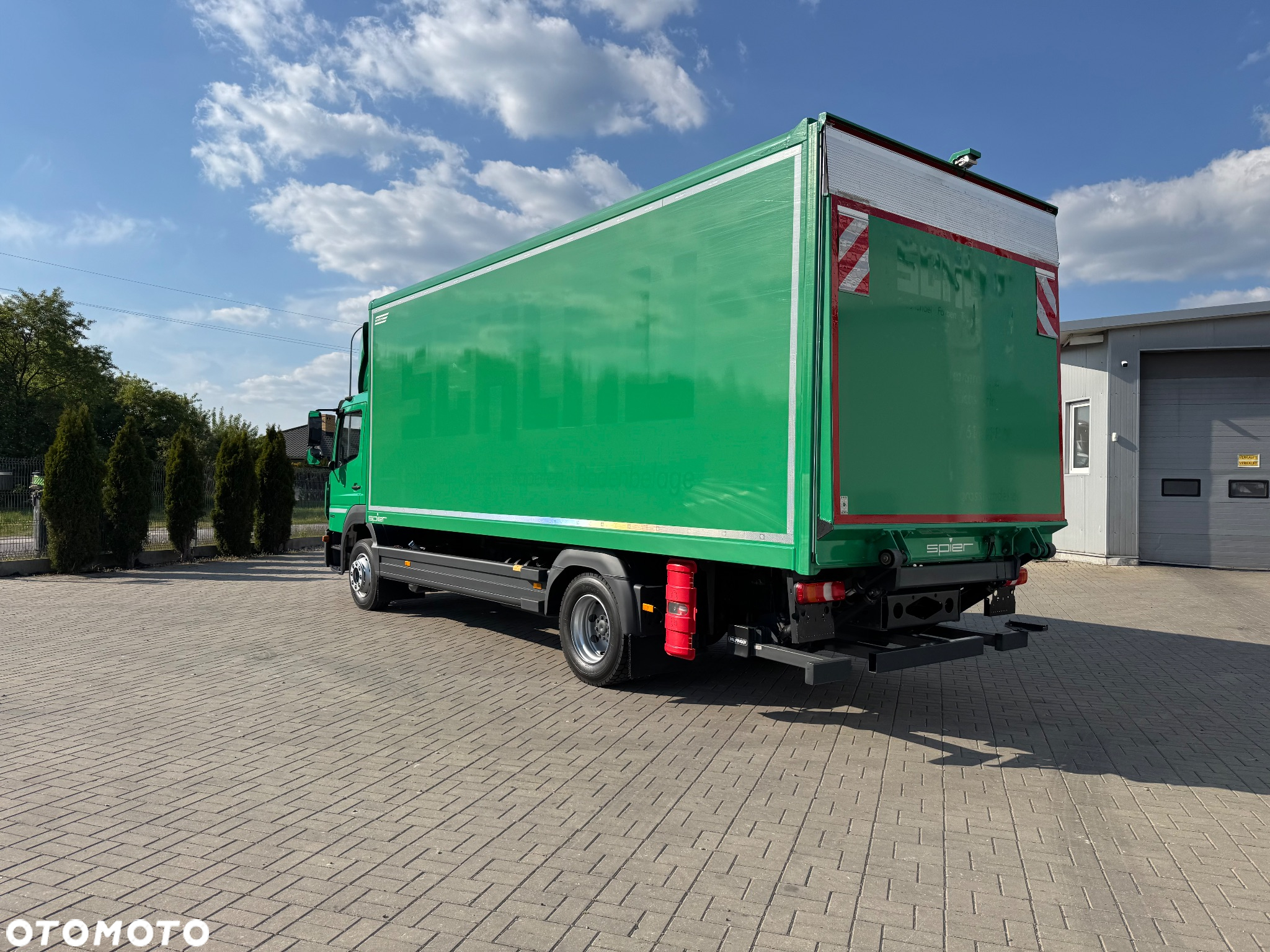 Mercedes-Benz ATEGO - 12