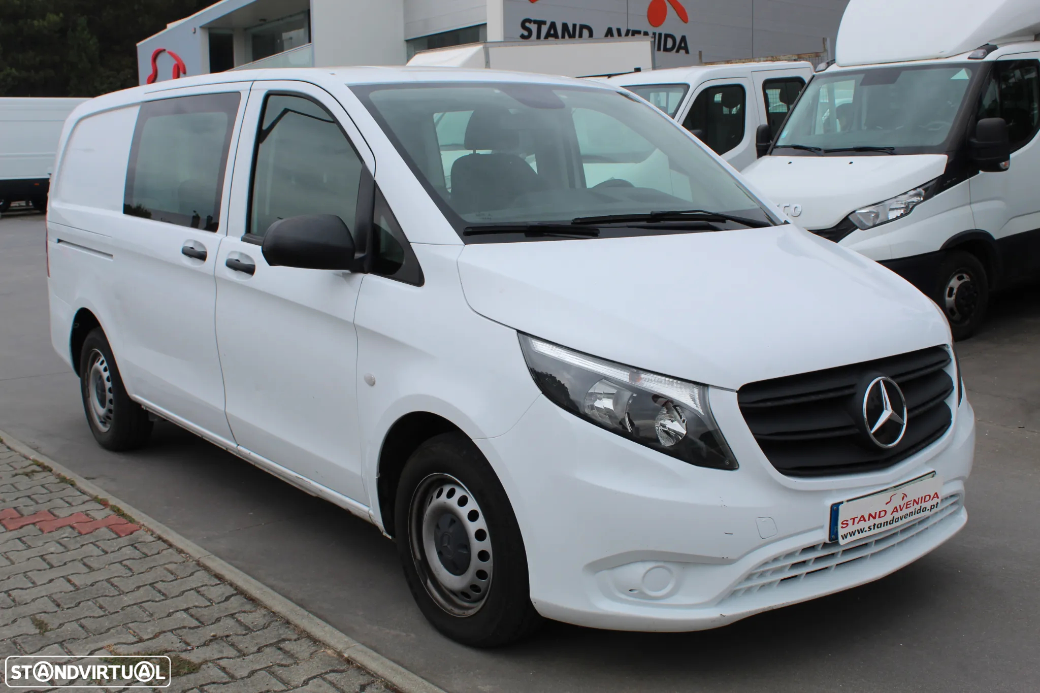 Mercedes-Benz Vito 110 CDi // 6 Lugares - 3