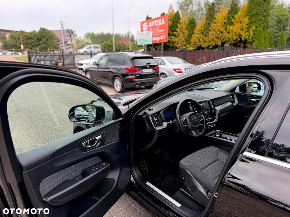 Volvo XC 60 T6 Plug-In Hybrid AWD Core - 5