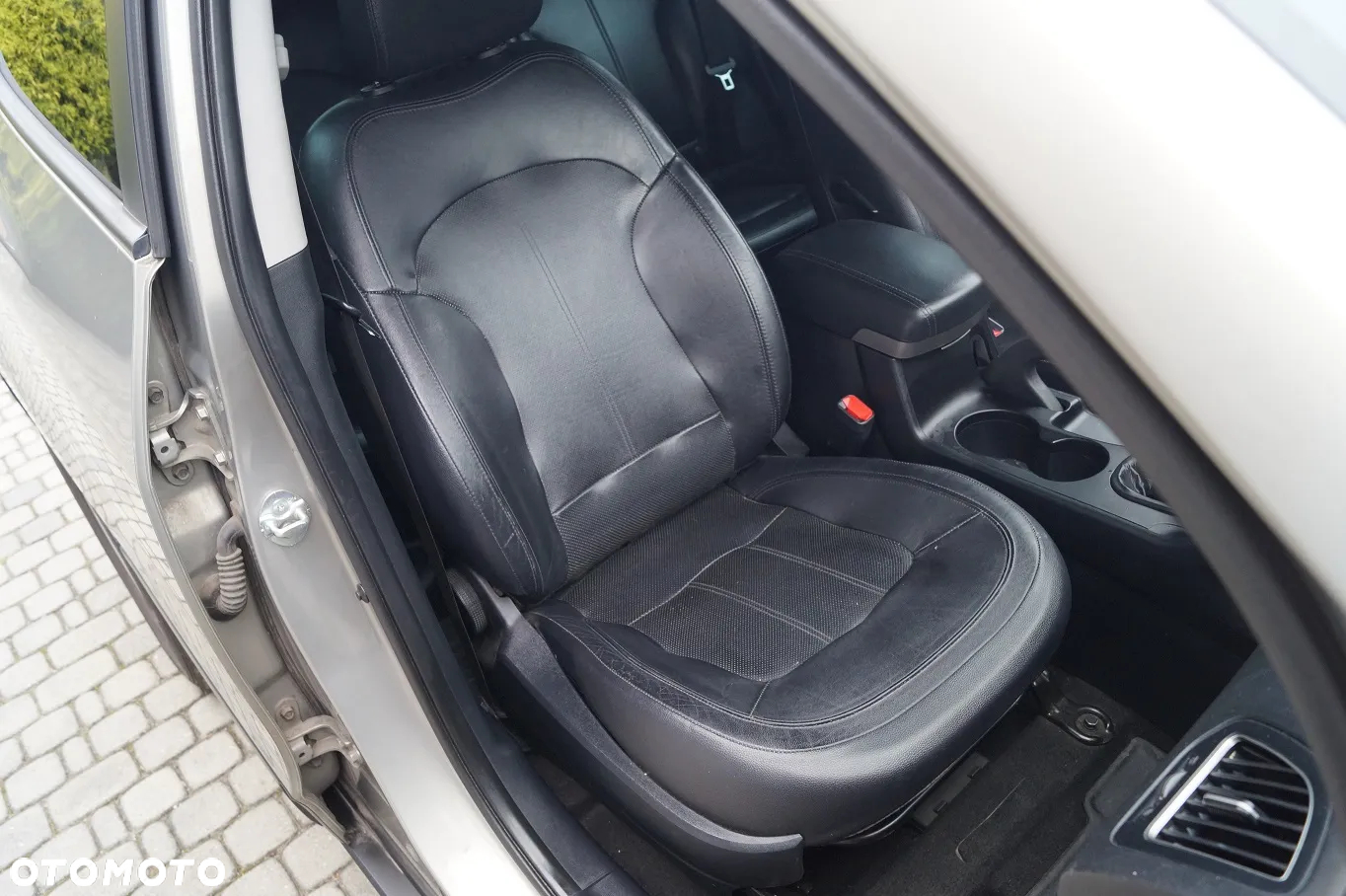 Hyundai ix35 1.7 CRDi 2WD blue Comfort - 25