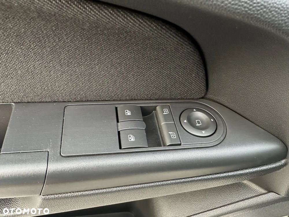 Opel Astra 1.6 Enjoy - 11