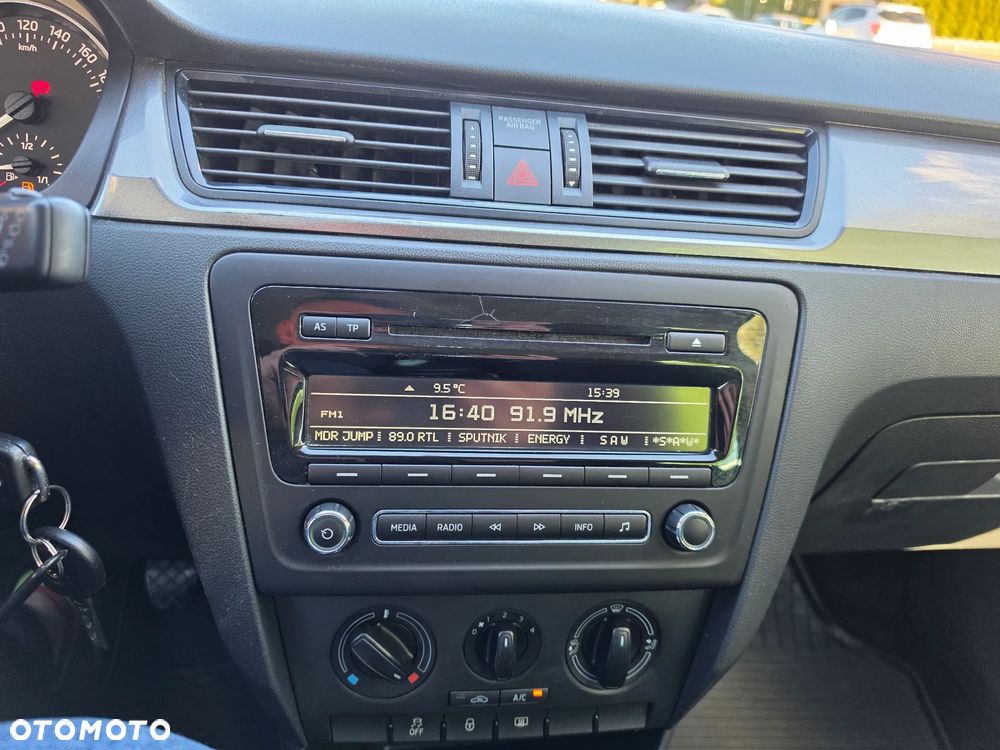 Skoda RAPID 1.2 TSI Ambition - 6
