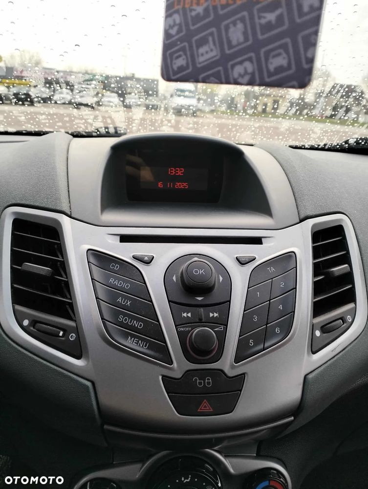Ford Fiesta - 14
