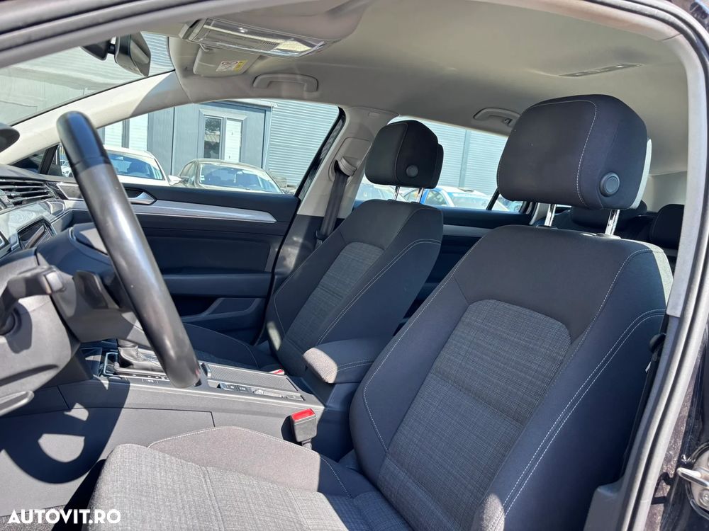 Volkswagen Passat 2.0 TDI SCR DSG Business - 22