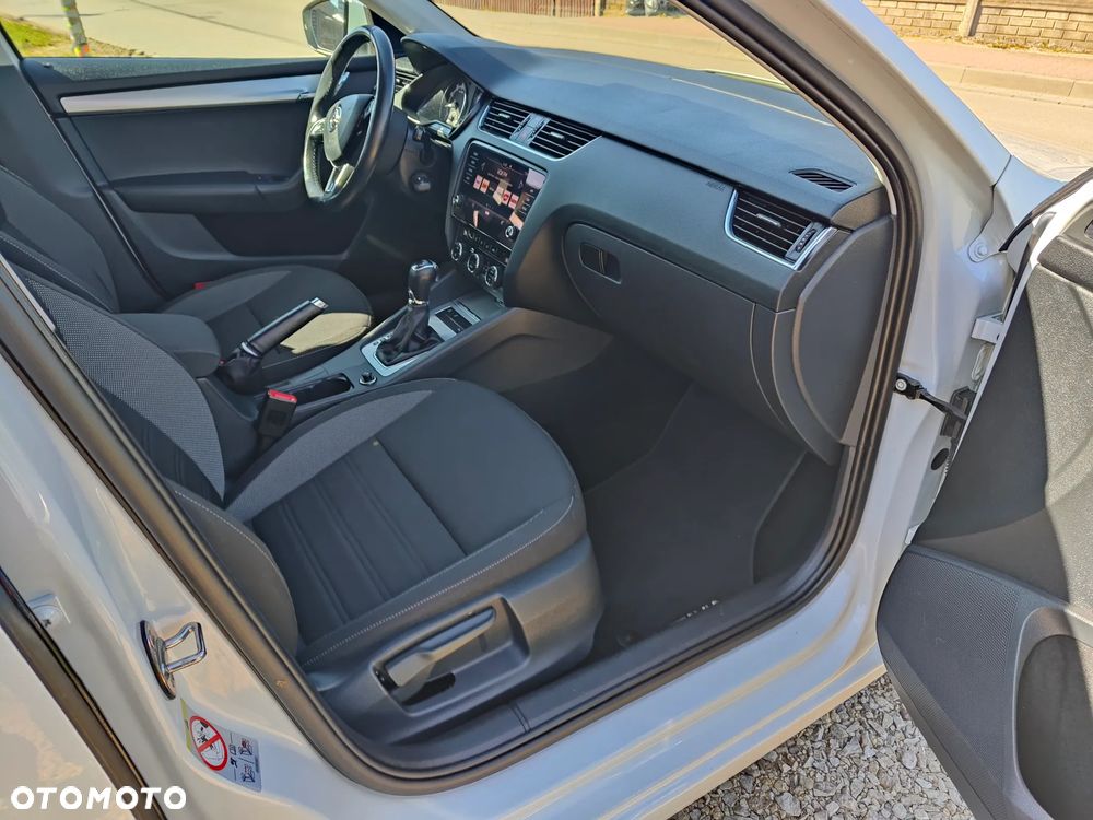 Skoda Octavia 1.5 TSI ACT Style DSG - 19