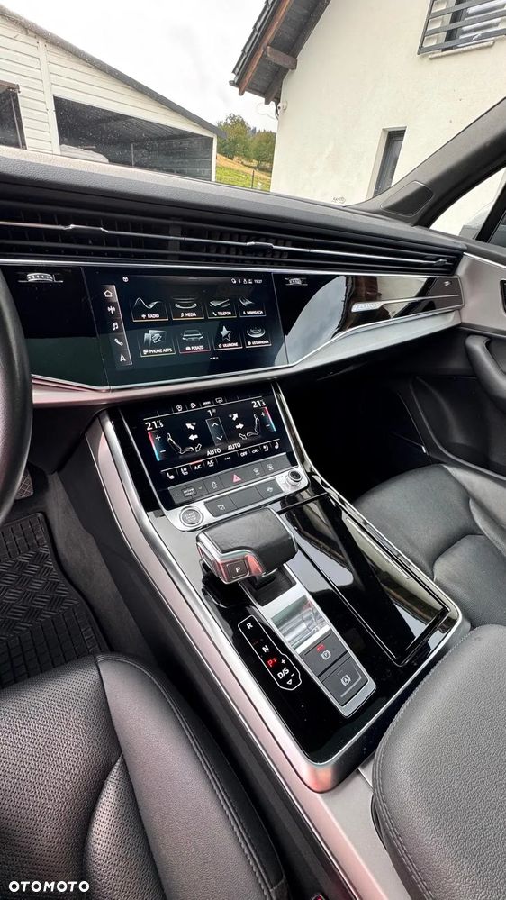 Audi Q7 - 24