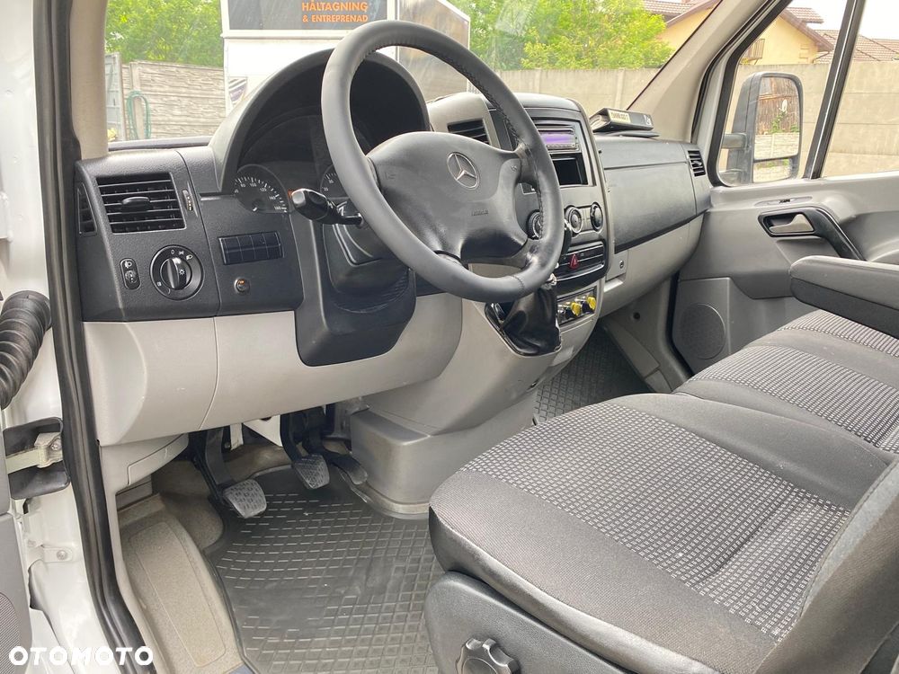 Mercedes-Benz SPRINTER - 17