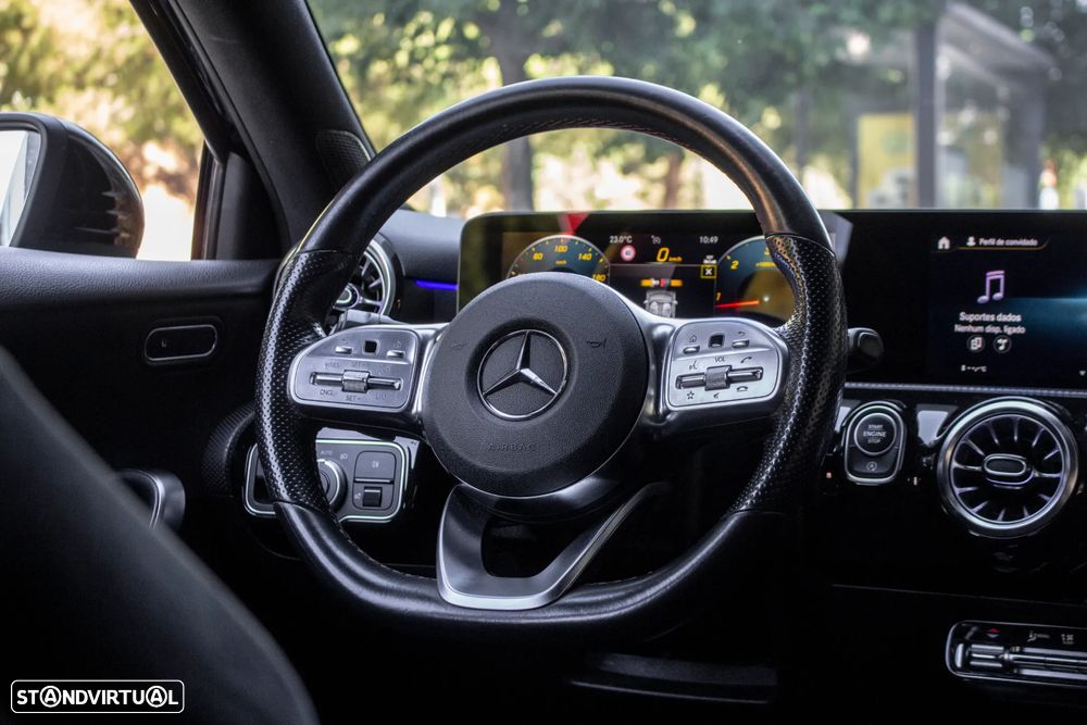 Mercedes-Benz A 180 d AMG Line Aut. - 34