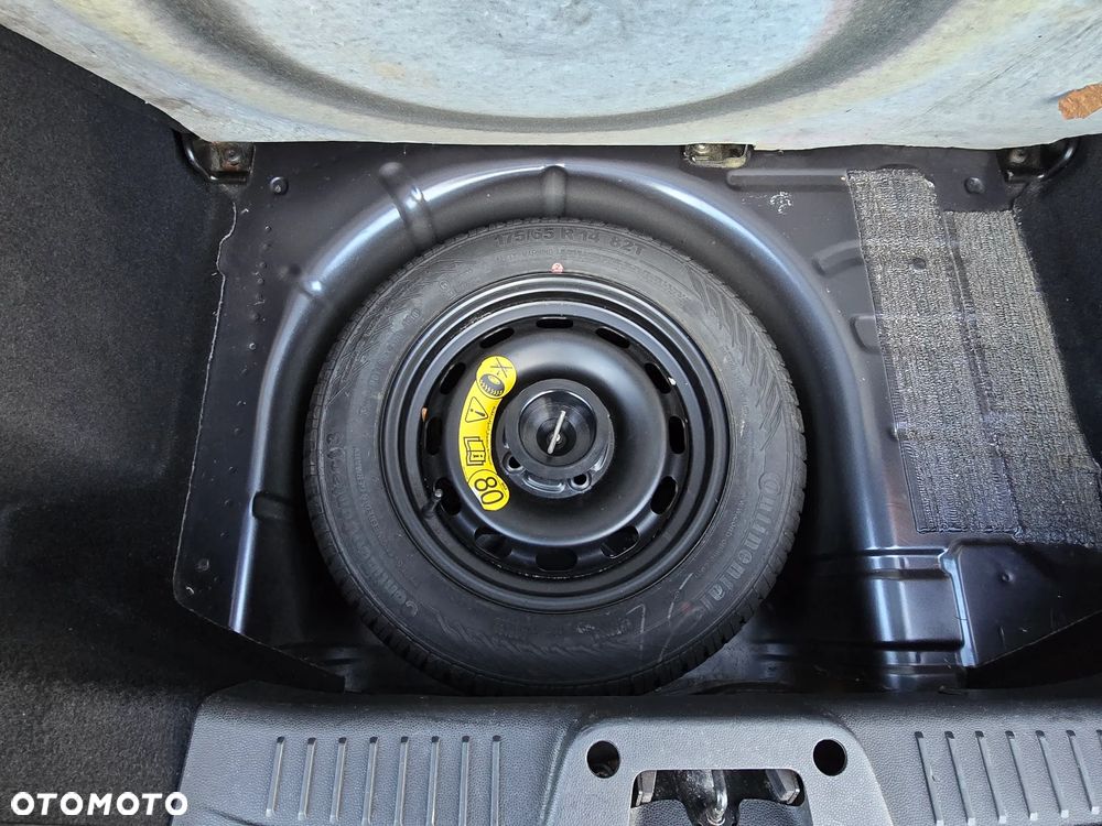 Ford Fiesta 1.25 Trend - 16