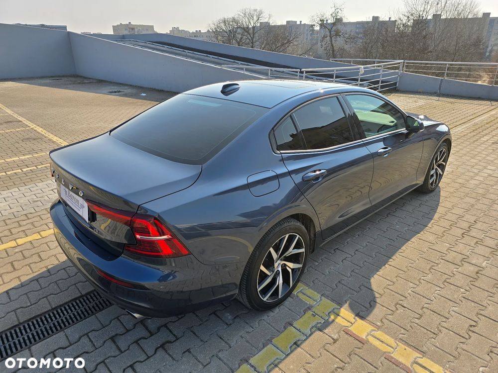 Volvo S60 T5 Momentum Pro - 7