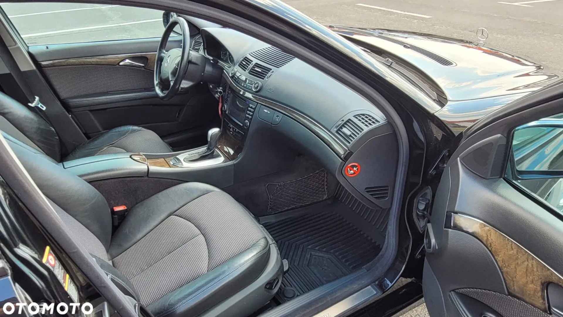 Mercedes-Benz Klasa E 320 CDI T Avantgarde - 7