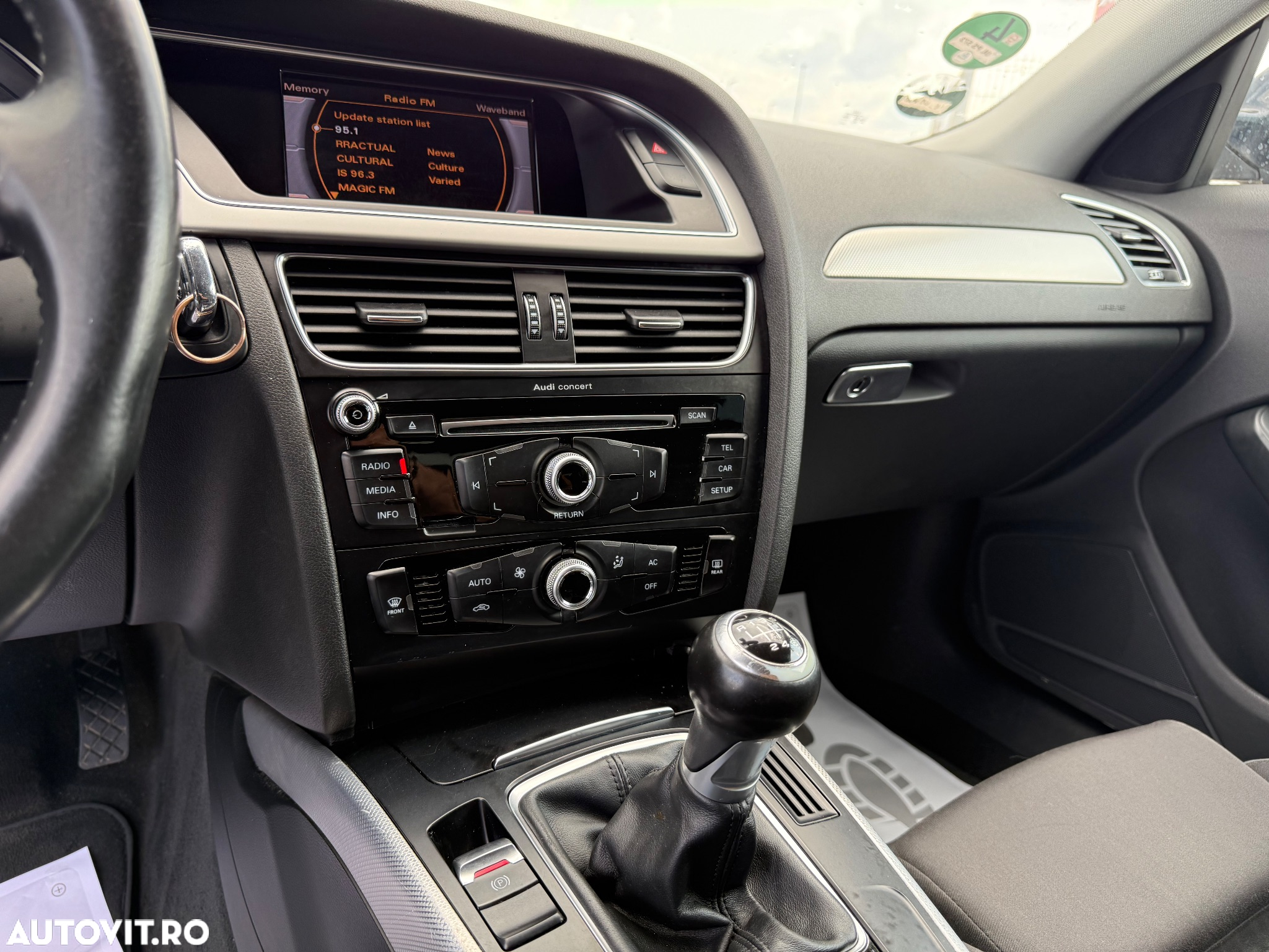 Audi A4 Avant 2.0 TDI DPF Attraction - 15