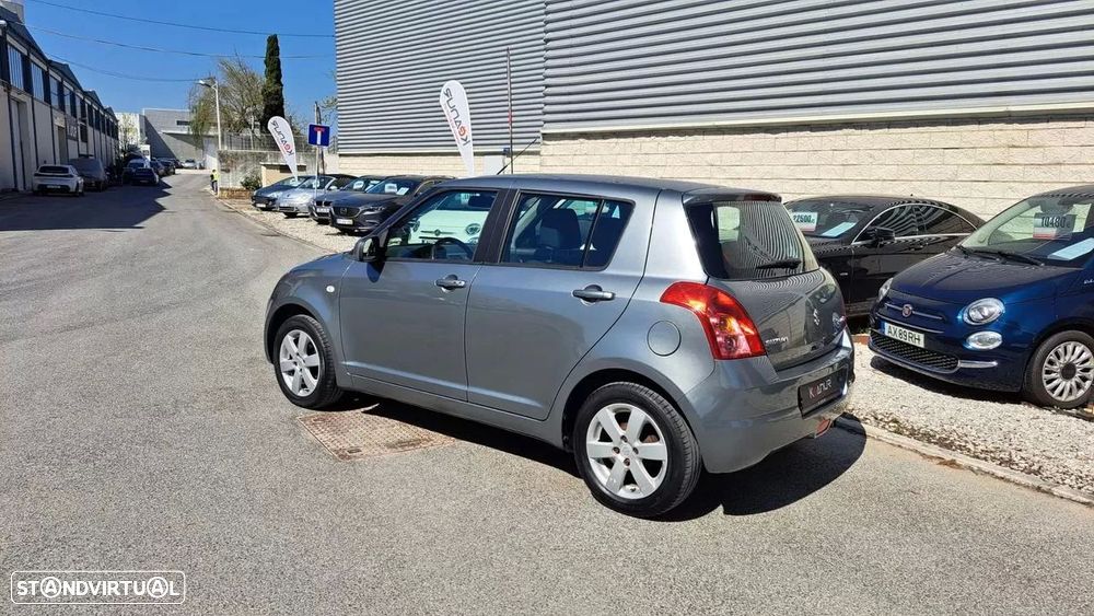 Suzuki Swift 1.3 DDiS GL - 19