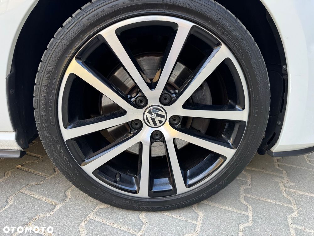 Volkswagen Golf GTD 2.0 TDI SCR DSG - 19