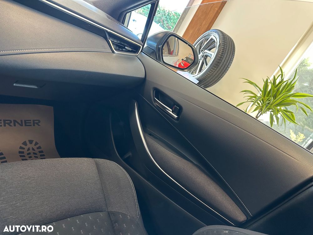 TOYOTA Corolla 2023 — imagine 25