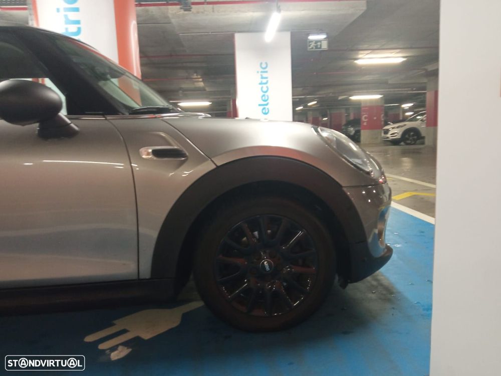 MINI 3 Portas One D - 5