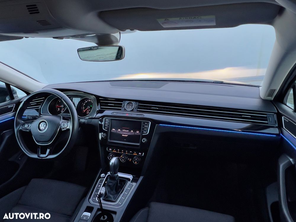 Volkswagen Passat 2.0 TDI DSG (BlueMotion Technology) Trendline - 5