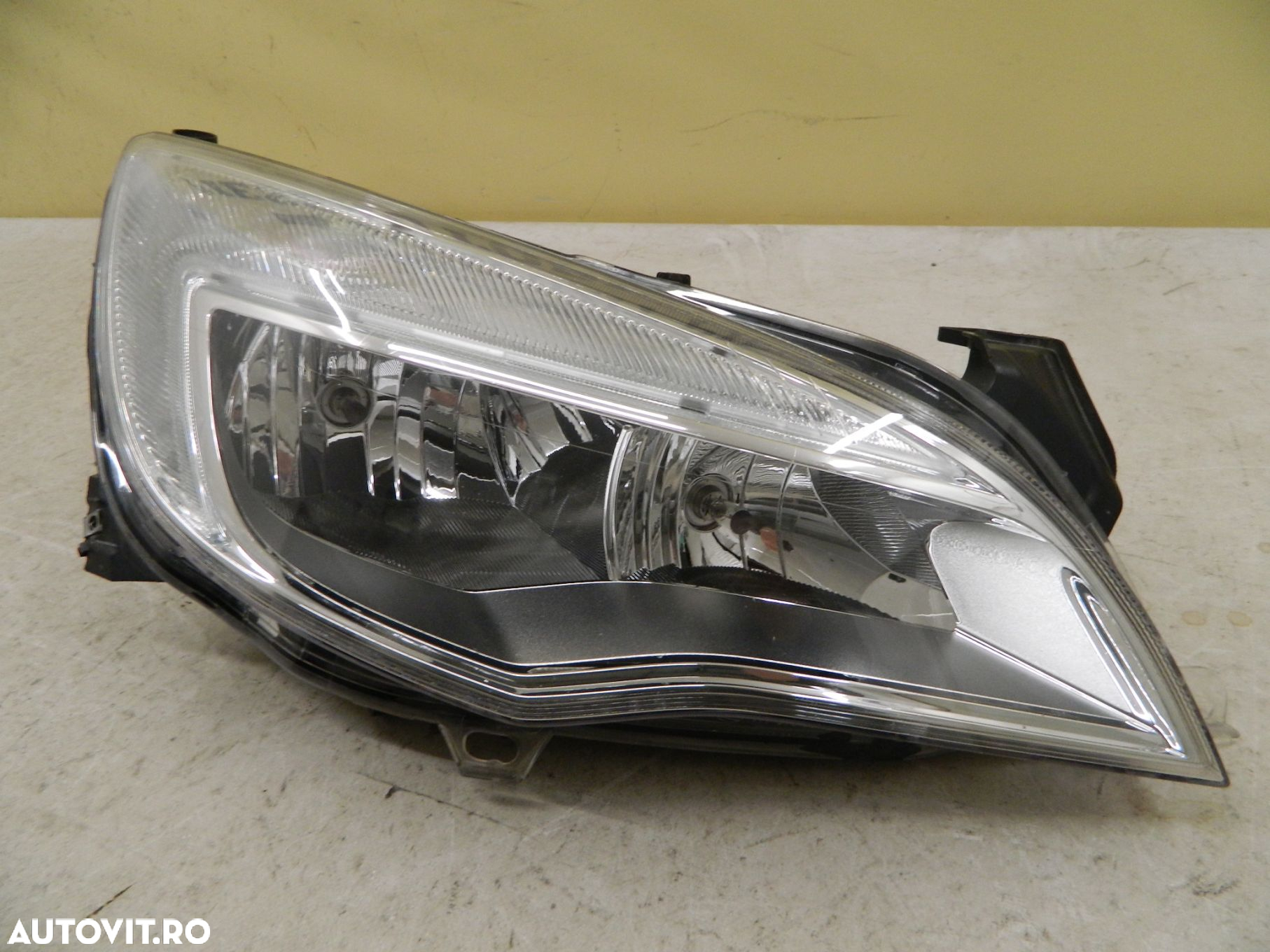 Far deapta Opel Astra J, 2009, 2010, 2011, 2012, cod origine 13253647. - 3