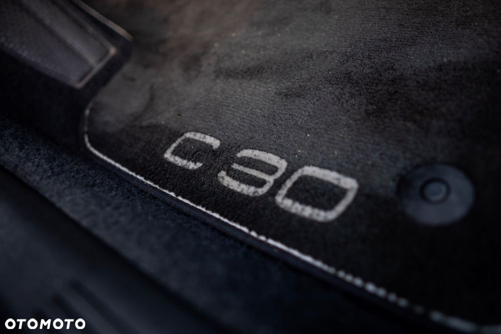 Volvo C30 2.0D Summum - 25