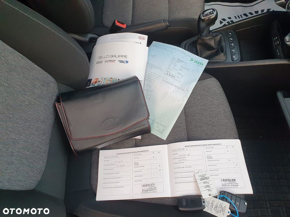 Kia Stonic 1.4 L - 11