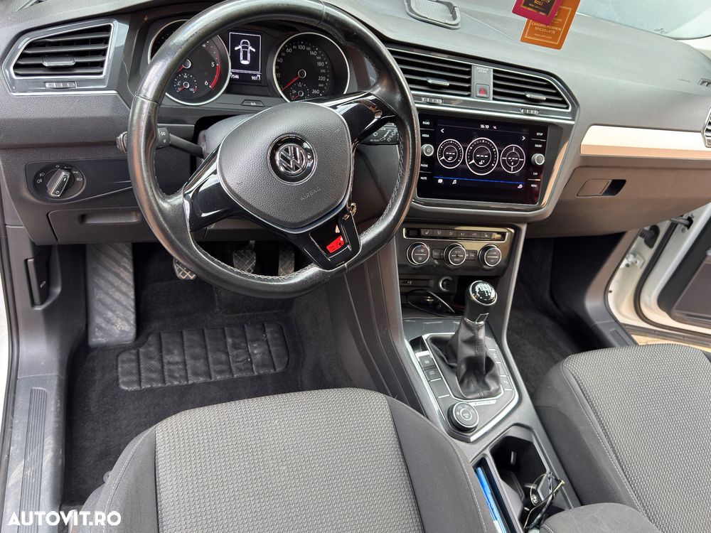 Volkswagen Tiguan 2.0 TDI DPF 4Mot Trendline - 6