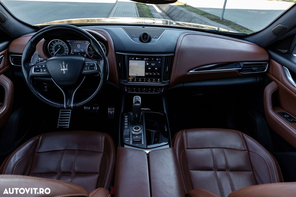 Maserati Levante S Q4 GranSport - 13
