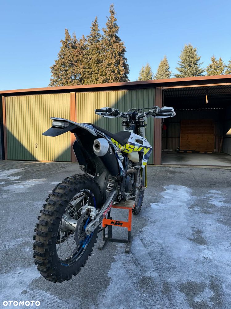 Husqvarna FE - 3