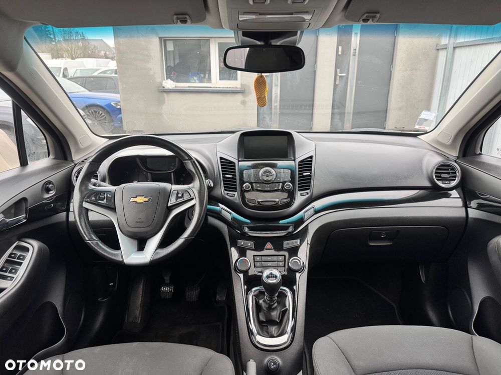 Chevrolet Orlando - 11