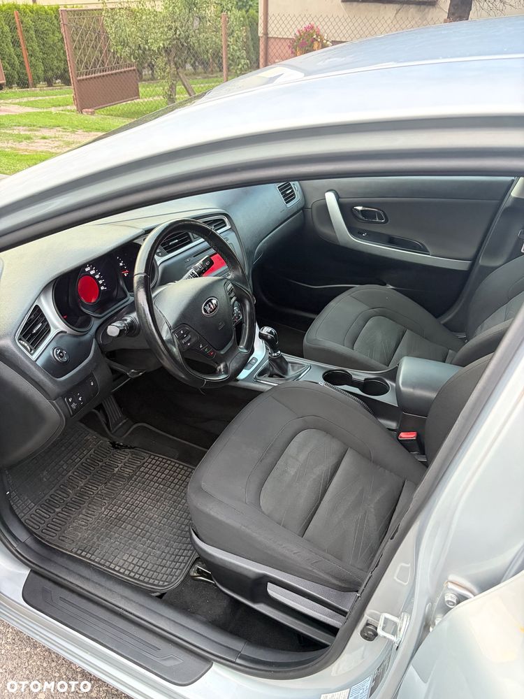 Kia Ceed 1.4 CVVT Edition 7 - 17