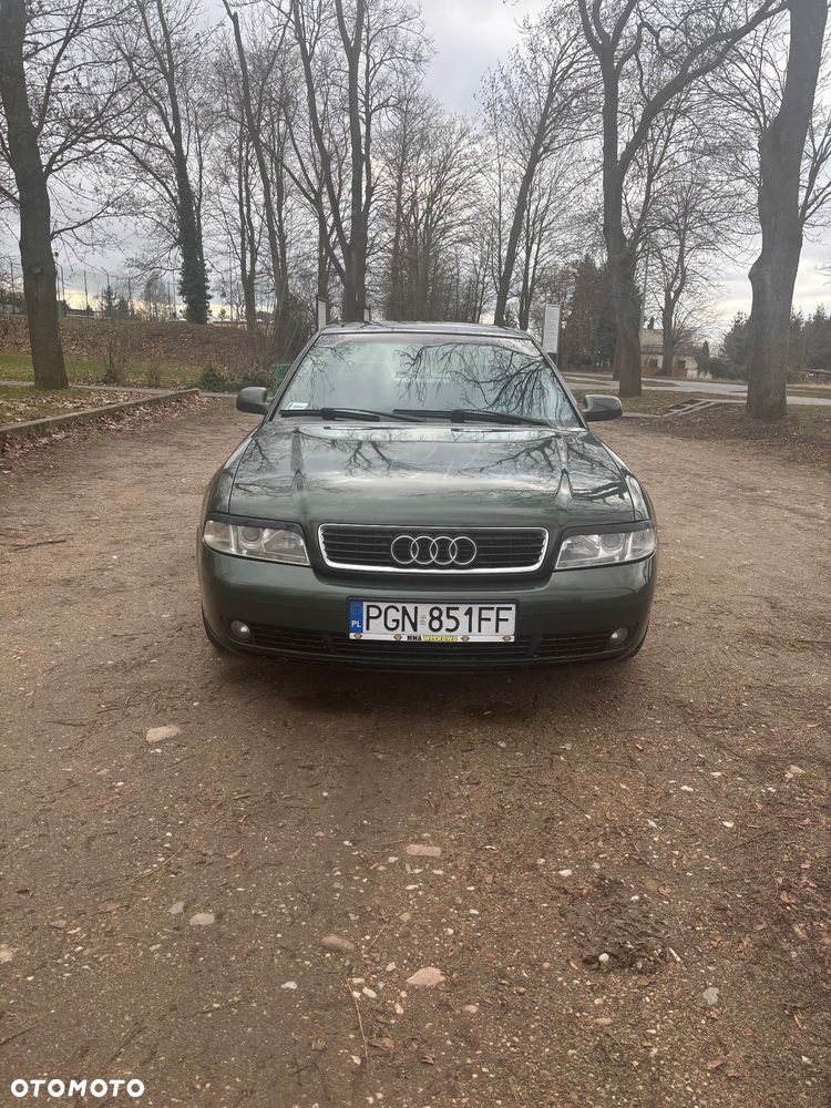 Audi A4 Limousine