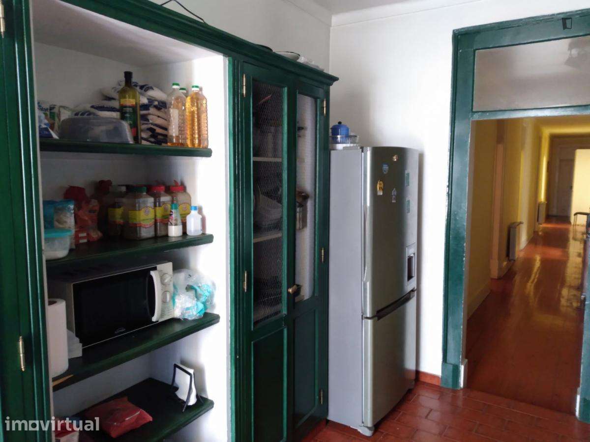 Cama - localizado em Penha de França Lisbon - Grande imagem: 5/7
