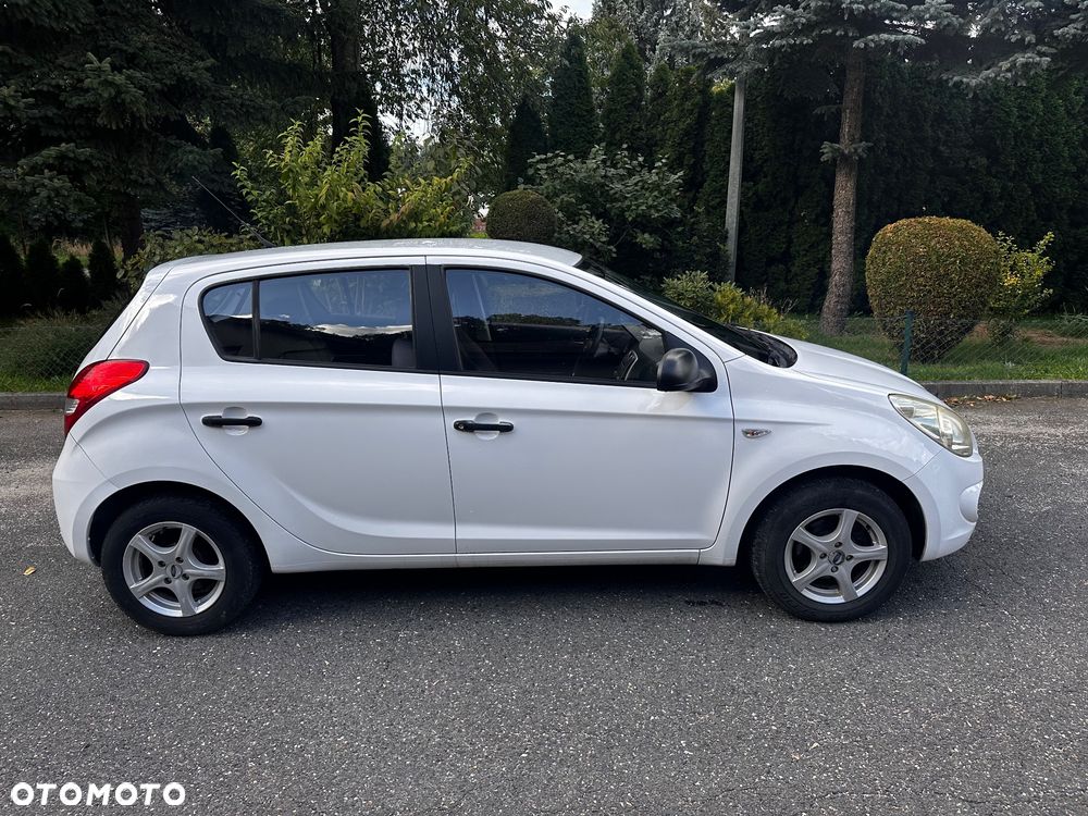 Hyundai i20 - 3