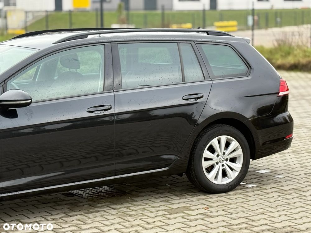 Volkswagen Golf 1.6 TDI SCR DSG Comfortline - 11